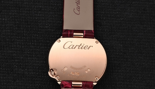 卡地亚推出全新Ballon Blanc de Cartier系列中国新年特别款腕表（图）