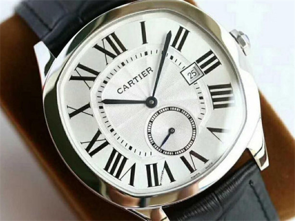 夏天戴卡地亚更要注意！表带太紧可能引发大问题（图）